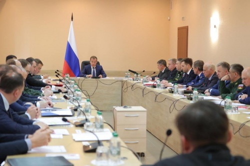 Медведев проверил ход выполнения оборонных проектов на Пермском пороховом заводе