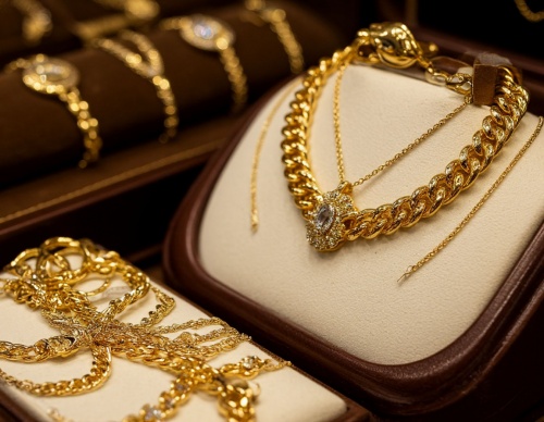 Как сдать золотые браслеты в ломбард выгодно