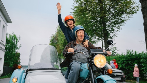 Александр Робак открывает салон красоты на СТС