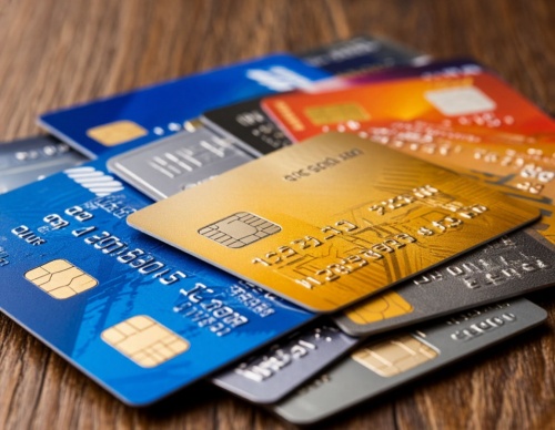 Карточная перепись: зачем России тотальный учёт пластика и чем это обернётся для каждого